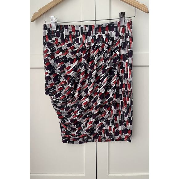 GUESS Women’s Oki Draped Skirt Lipstick Love Jet Black Sz. XS - Picture 2 of 6